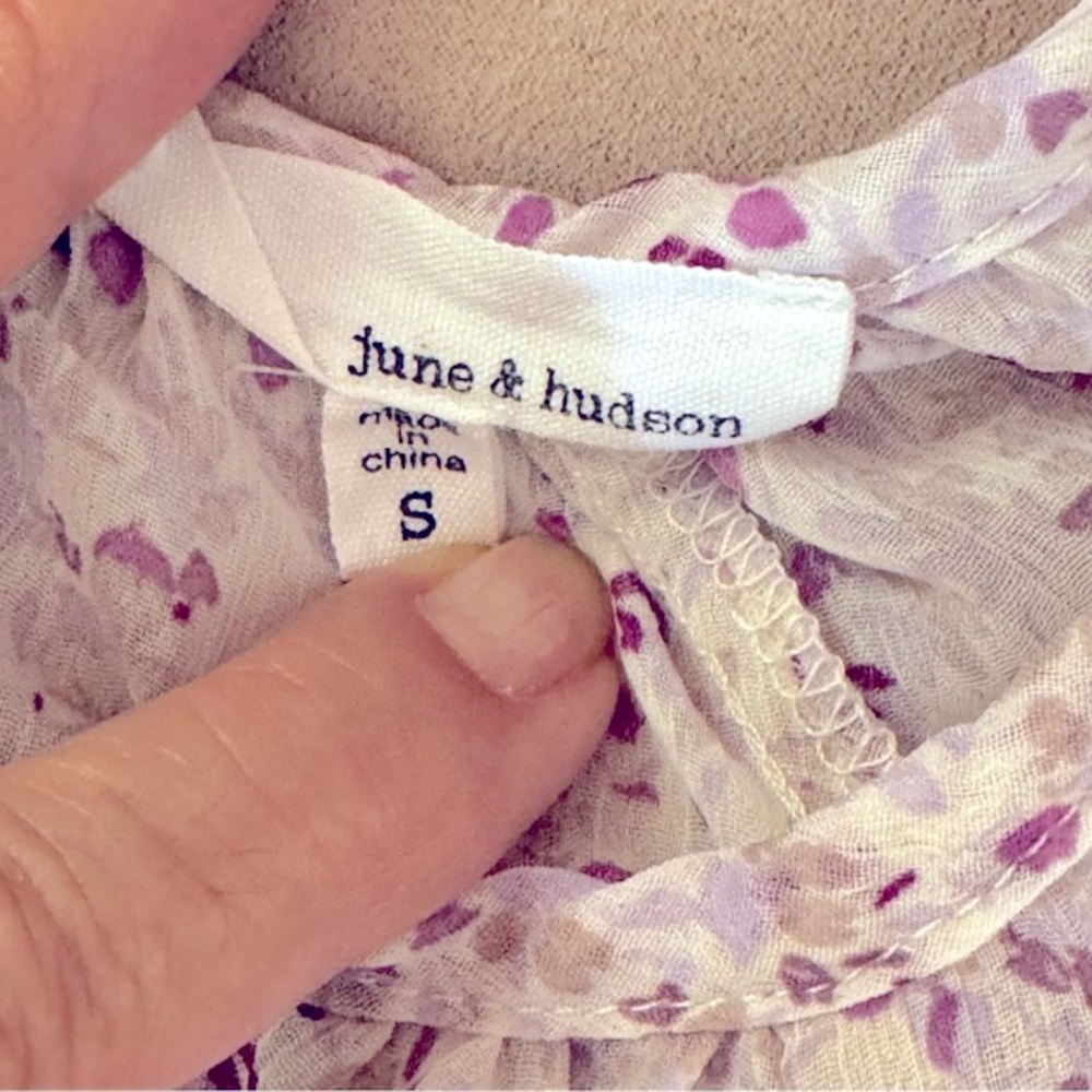 JUNE & HUDSON. Long sleeves, boho top. Size S. White‎ w/small purple flow… - Picture 8 of 9